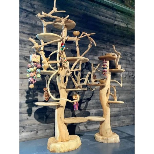 Robin Fantasy Tree Large